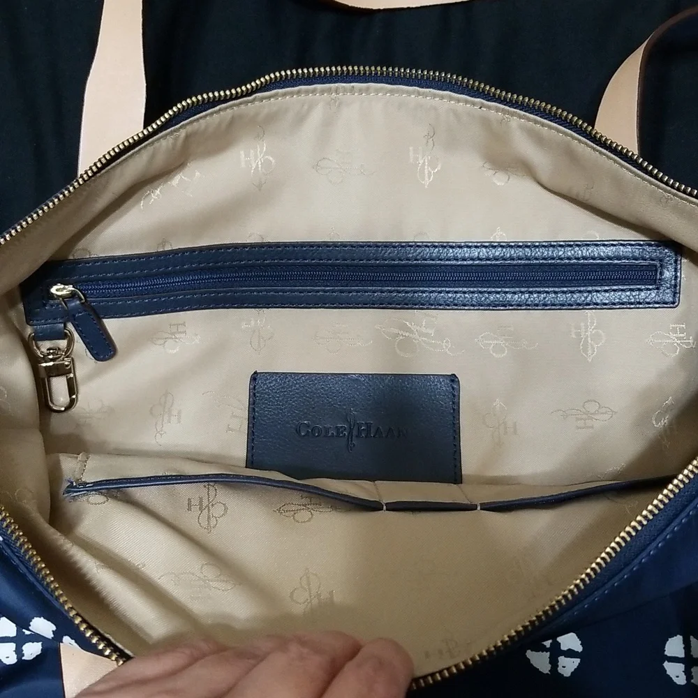 Cole Haan Parker Quarter Nylon Zip Tote - Picture 3 of 8